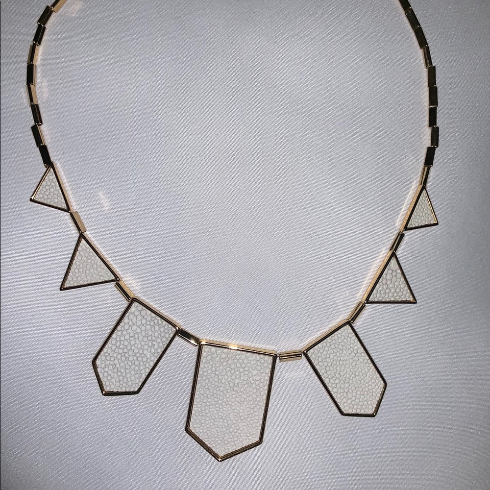 House of Harlow 1960 necklace